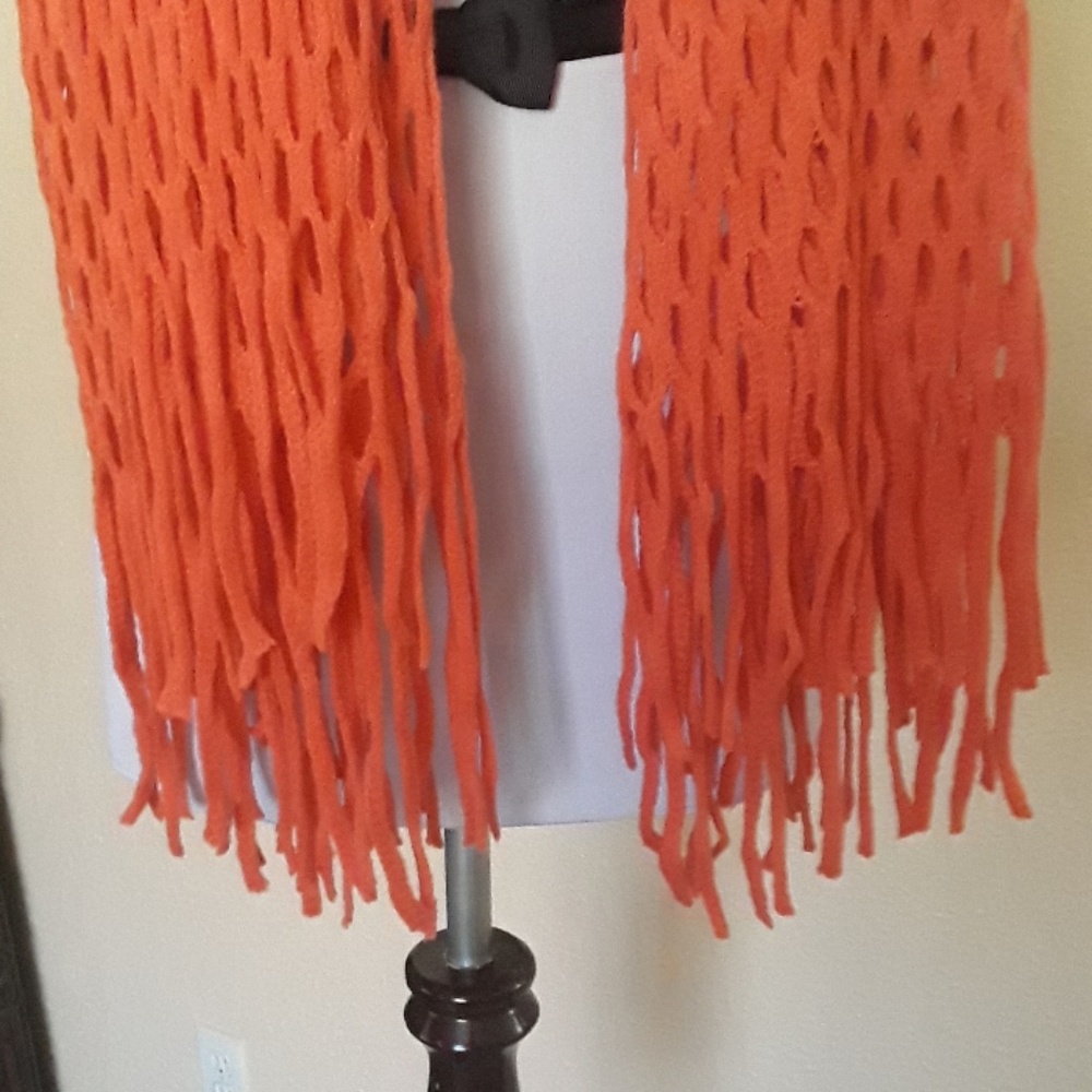 Style 101 Scarf - Picture 3 of 6